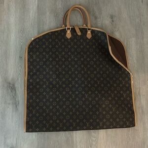 suit bag